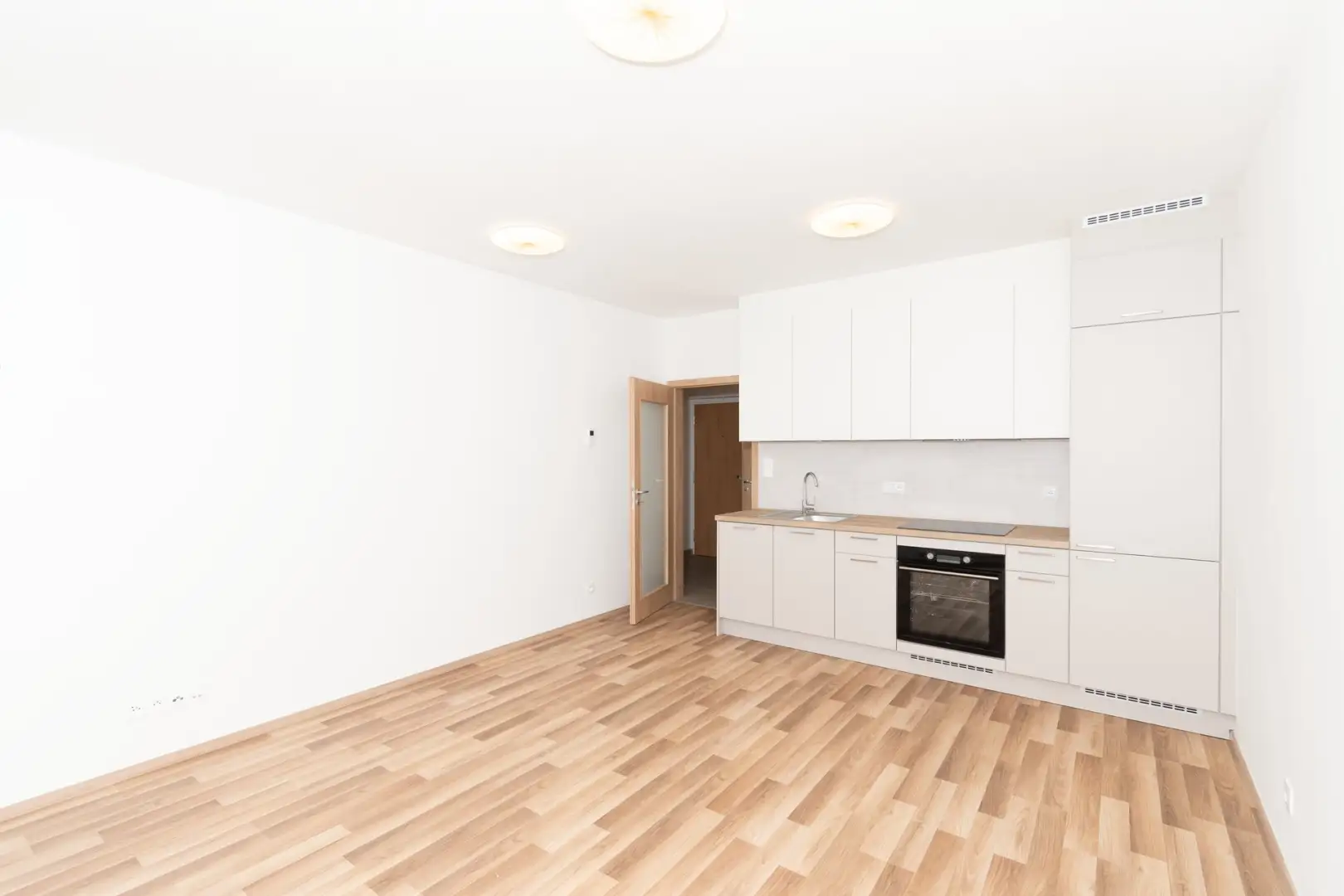 Pronájem bytu 2+kk, 47 m² - Praha - Uhříněves