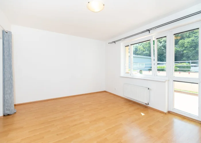 Pronájem bytu 2+1, 57 m², ulice Pod Stárkou, Praha - Michle