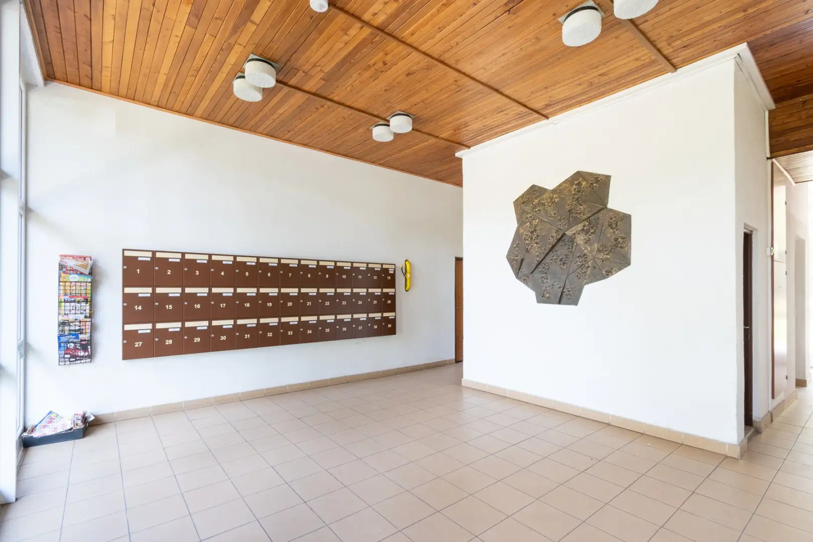 Pronájem bytu 2+kk, 45 m² - Praha - Kobylisy