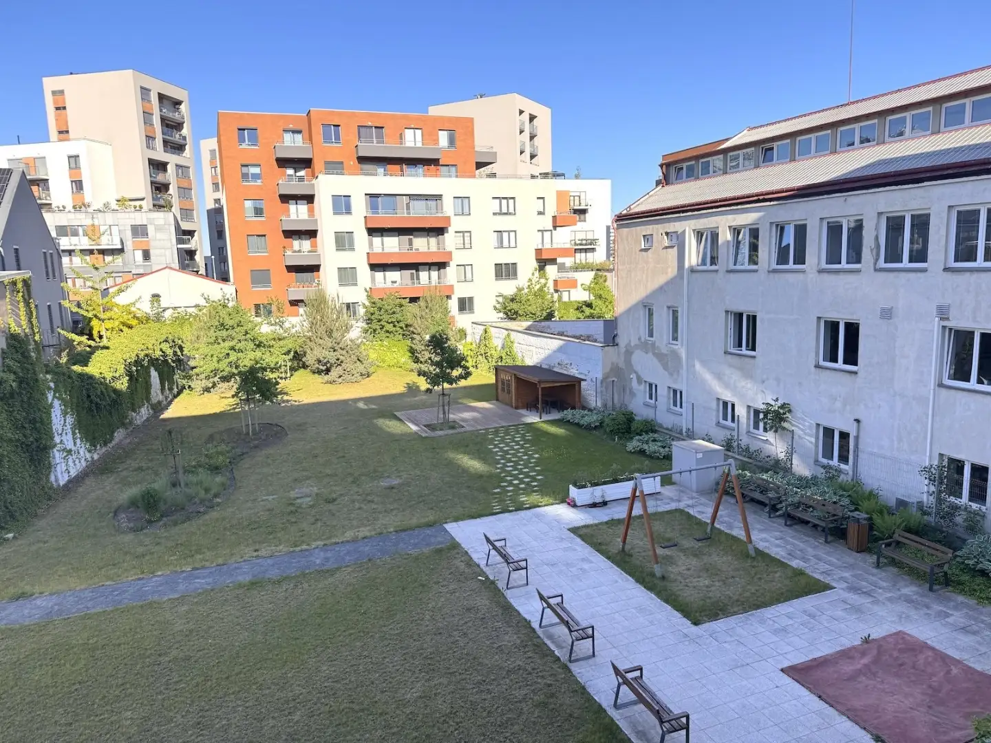 Pronájem nového bytu 1+kk/B, 33m2, nezařízený, Praha 7 - Holešovice