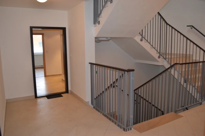 Pronájem bytu 2+kk/G/S 58m² - Praha - Holešovice
