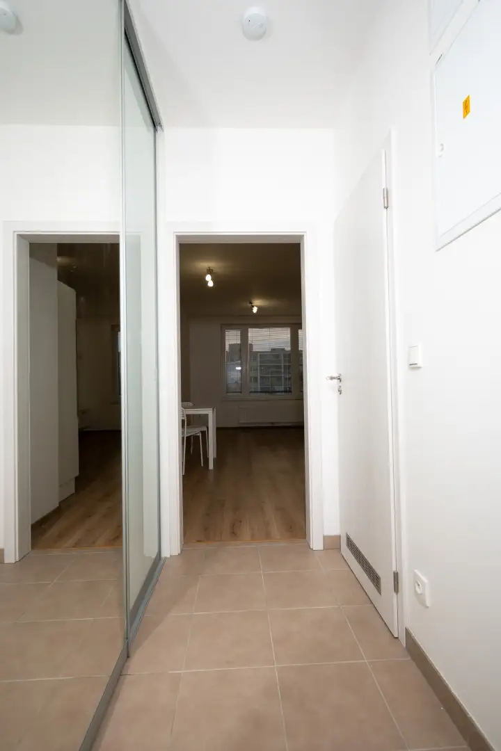Pronájem bytu 1+kk 34,3m² - Praha 9 Letňany