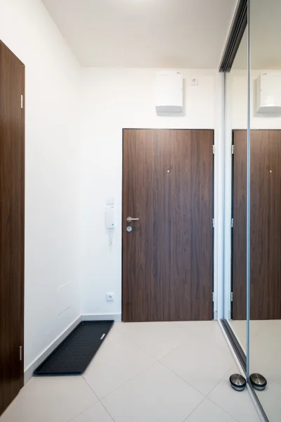 Pronájem bytu 1+kk, ulice Makedonská, 34 m² + balkon