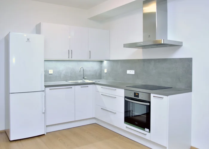 Pronájem bytu 2+kk o výměře 54 m²  Praha - Střížkov