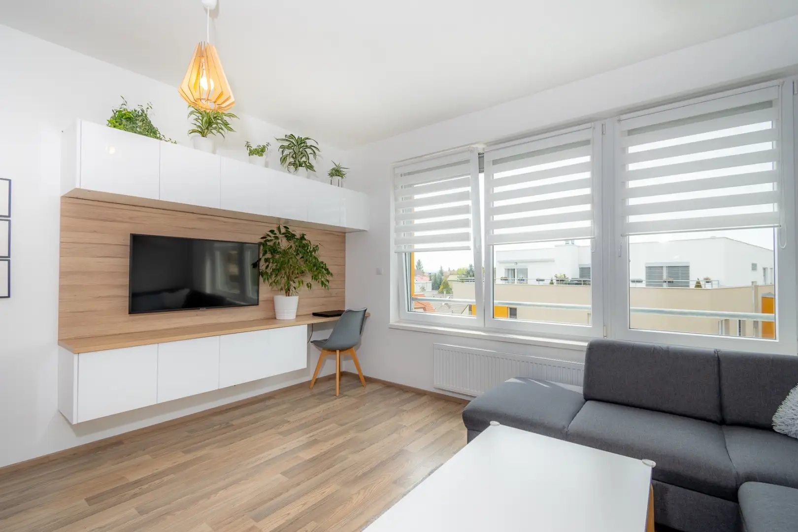 Pronájem bytu 2+kk, 53,6 m², ulice Františka Diviše 1603/20a, Praha - Uhříněves