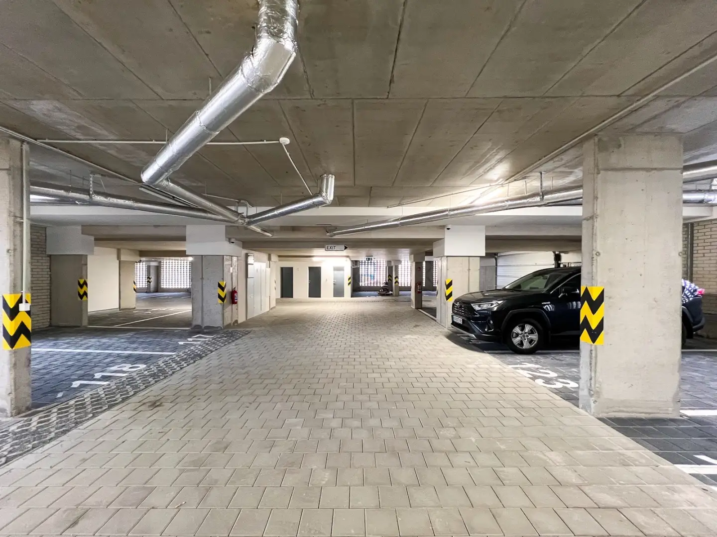 Pronájem bytu 2+kk, 54m2 s balkónem, ulice Františka Jansy, Praha - Dolní Měcholupy