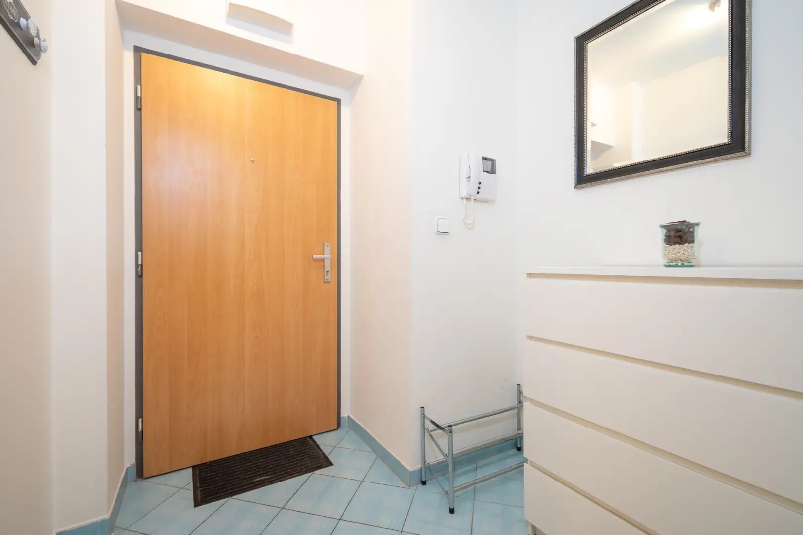 Pronájem bytu 2+kk  o výměře 55 m²  - Praha - Holešovice