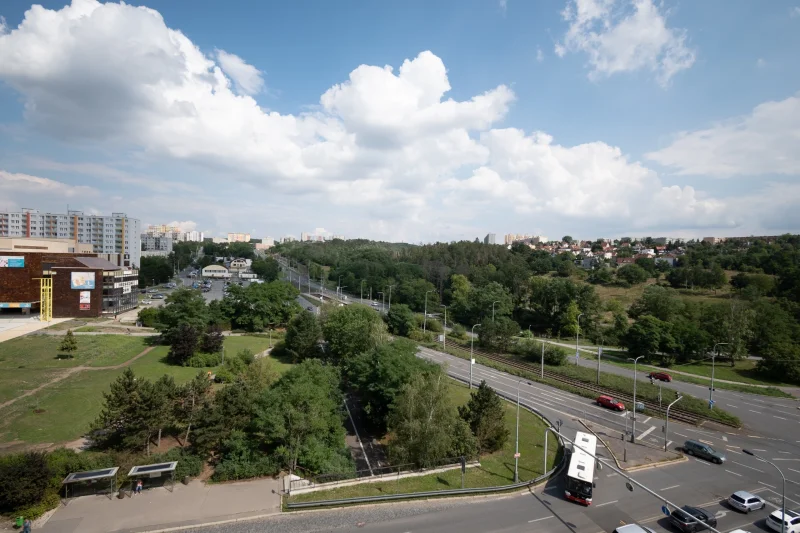 Pronájem bytu 2+kk/B/S o velikosti 57m² - Praha - Modřany