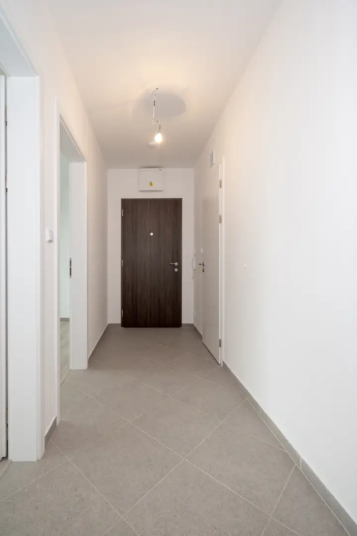 Pronájem bytu 2+kk, 54m2 s balkónem, ulice Františka Jansy, Praha - Dolní Měcholupy