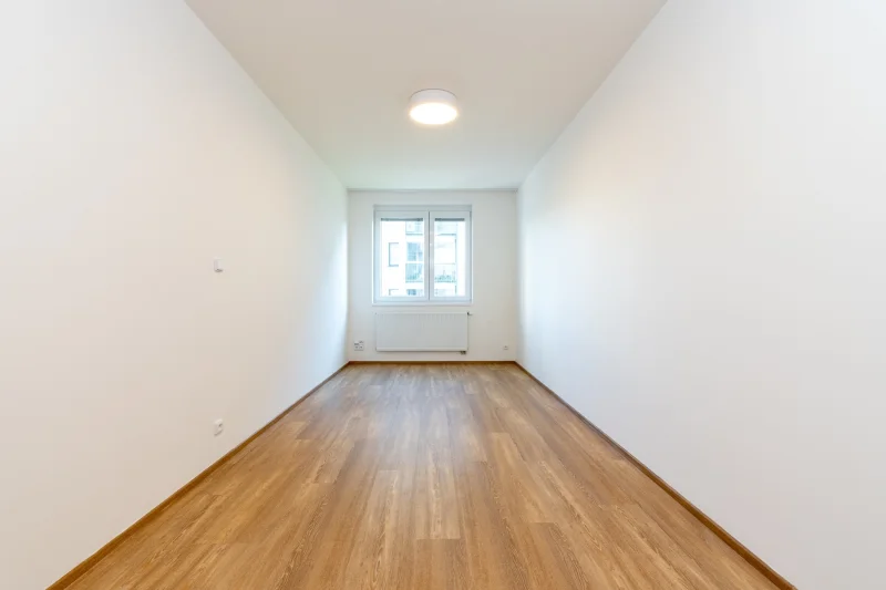 Pronájem bytu 2+kk/B/G o výměře 55m² - Praha - Střížkov