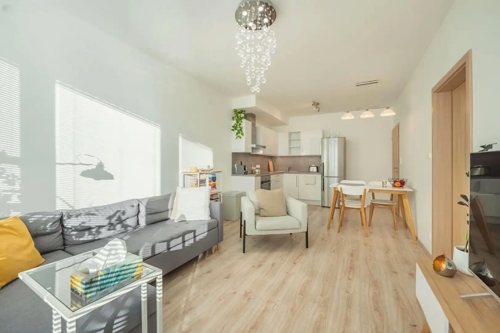 Prodej bytu 2+kk o výměře 54m² - Praha - Dolní Měcholupy