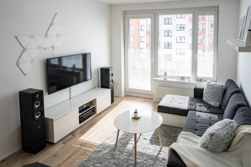 Pronájem bytu 2+kk/B/G o výměře 54m² - Praha - Dolní Měcholupy