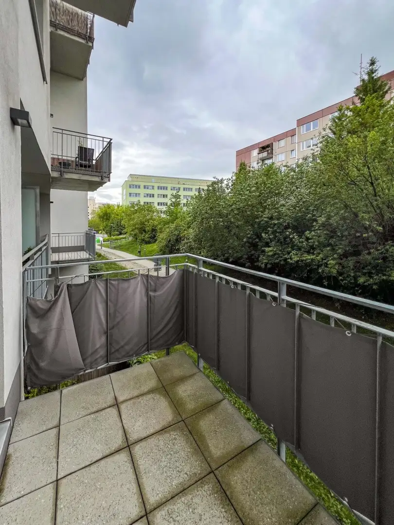 Pronájem byty 1+kk, 33 m² - Praha - Hlubočepy