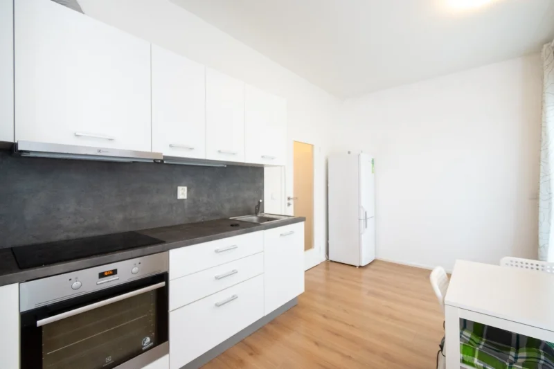 Pronájem byty 1+kk, 33 m² - Praha - Hlubočepy