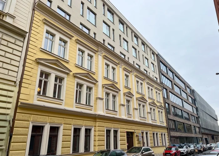 Pronájem bytu 1+1, Na Valentince 494/6, Praha - Smíchov