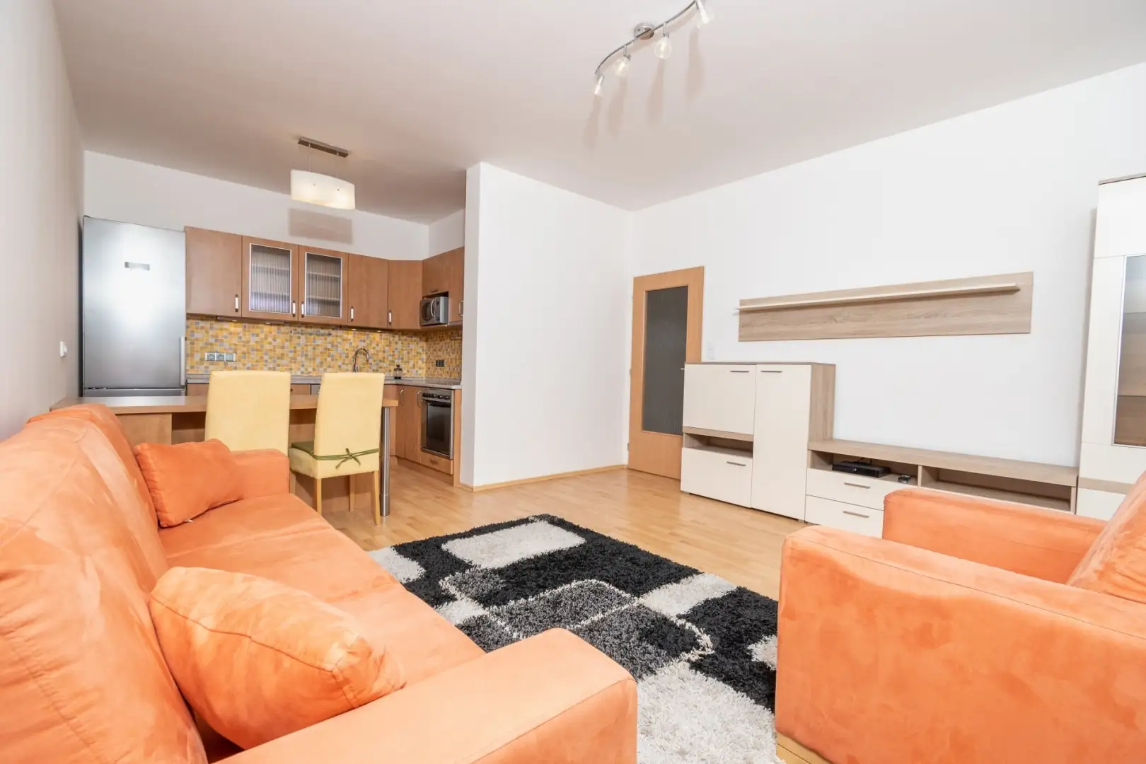Pronájem bytu 2+kk/T/G o velikosti 52 m² - Praha - Vysočany