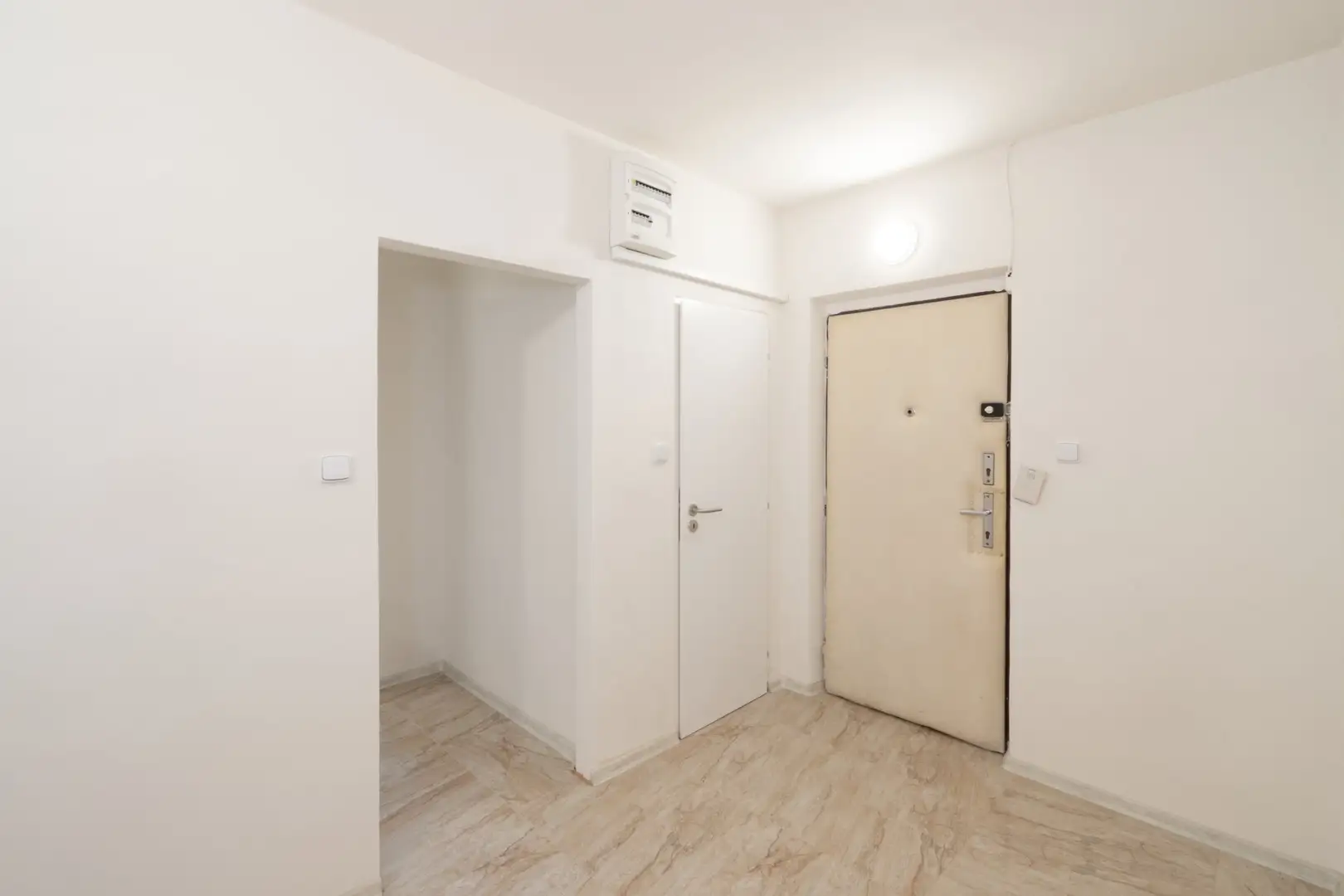 Pronájem bytu 3+1 71 m², Praha - Záběhlice