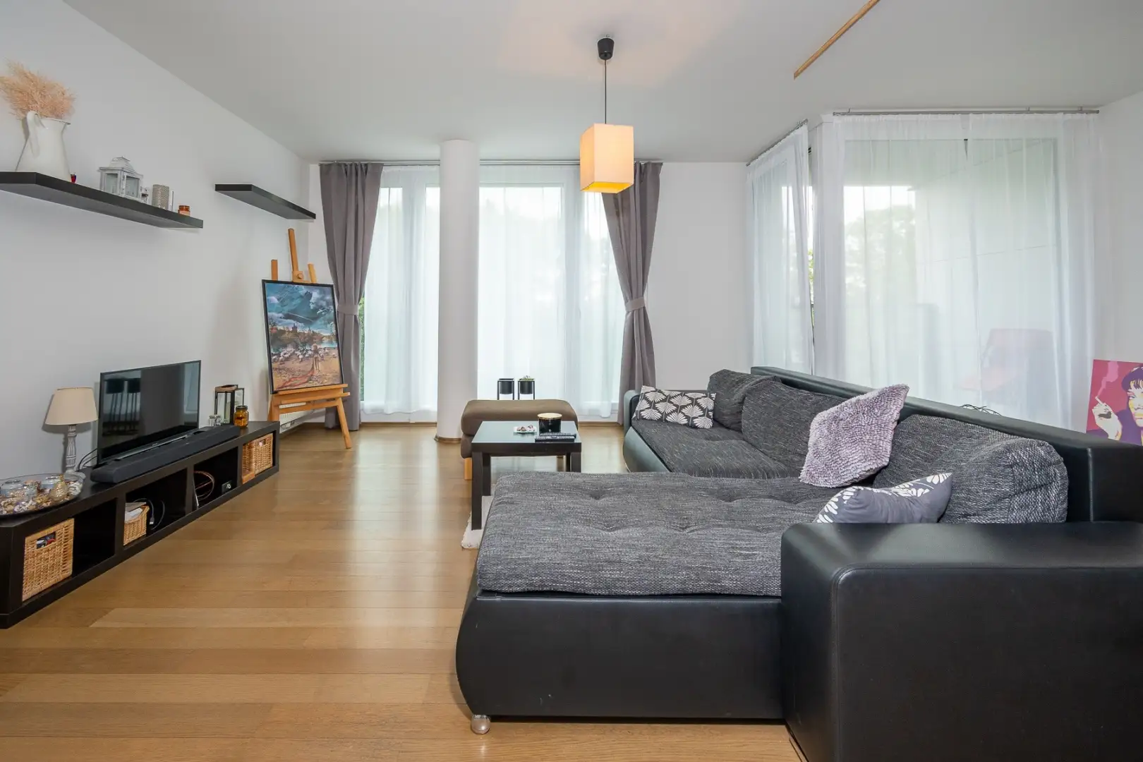 Pronájem zařízeného bytu 2+kk,  60m² s balkonem, Praha - Prosek