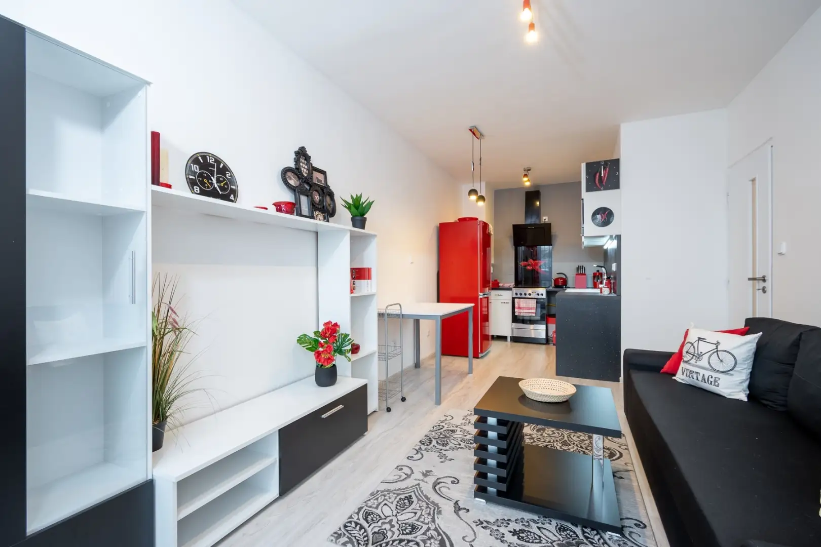 Pronájem bytu 2+kk 39m² - Praha - Hostivař