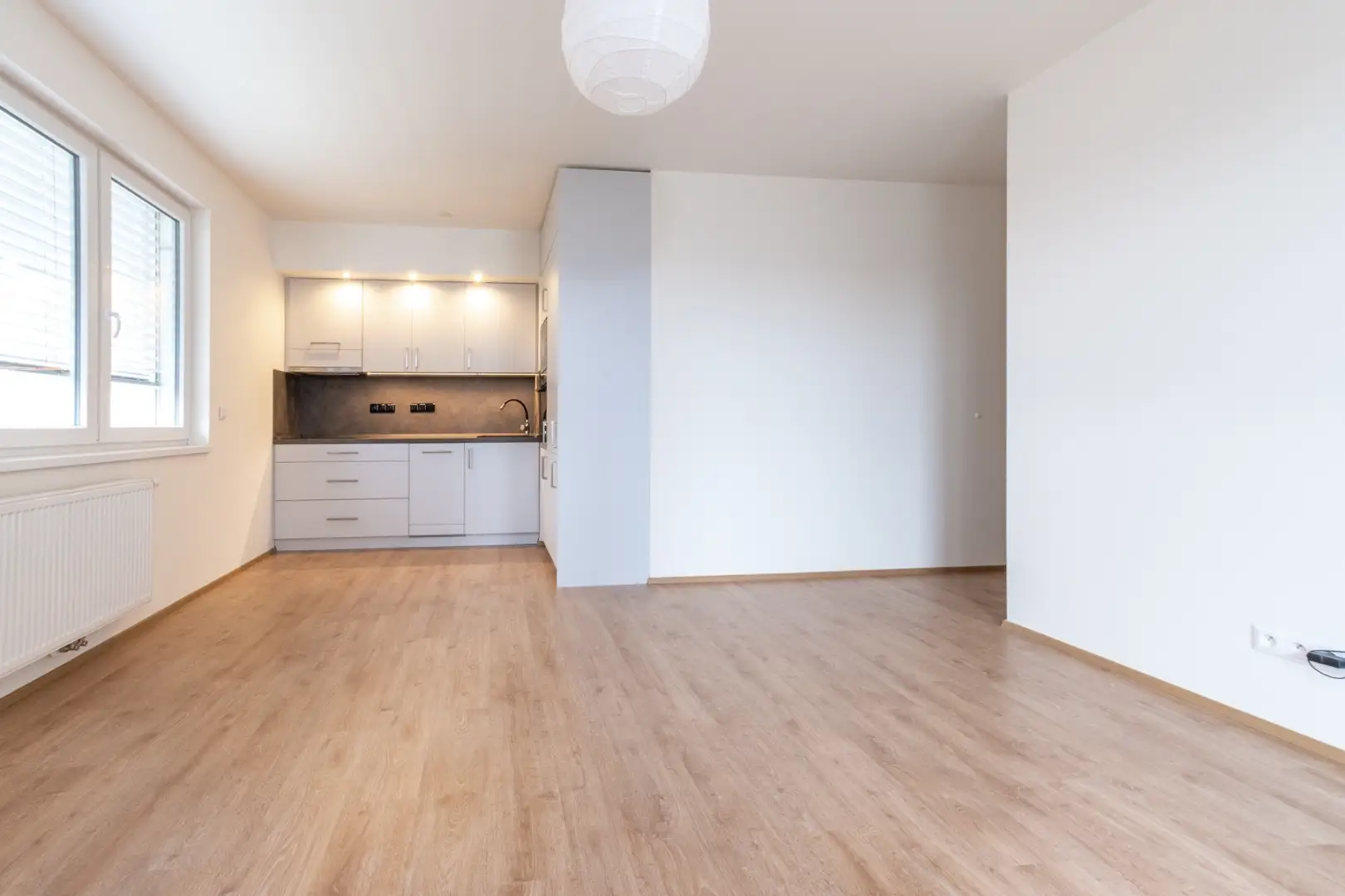 Pronájem bytu 2+kk/B/S 58 m² - Praha - Vysočany