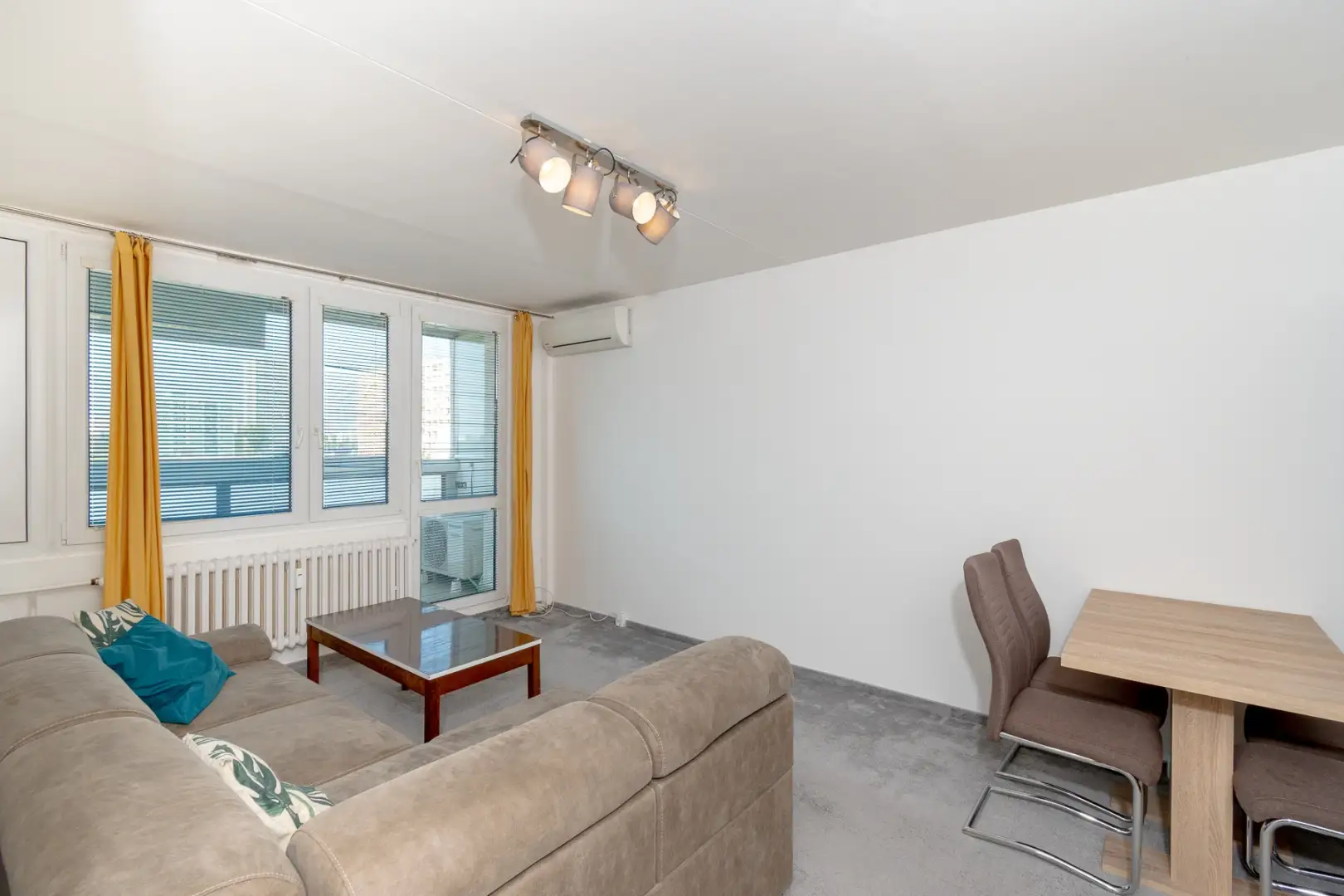 Pronájem bytu 3+kk, 57 m² - Praha - Háje
