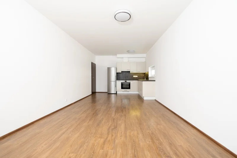 Pronájem bytu 2+kk 56m² - Praha - Střížkov