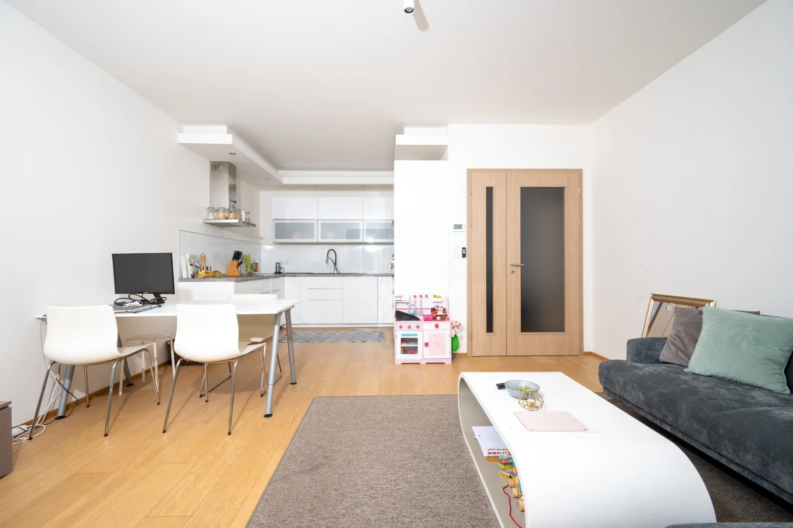 Pronájem bytu 4+kk/G/Z o výměře 120 m²  Praha - Košíře