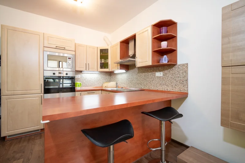 Pronájem bytu 2+kk, 48 m² - Praha - Dolní Měcholupy