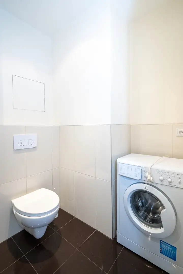 Pronájem byty 1+kk, 33 m² - Praha - Hlubočepy