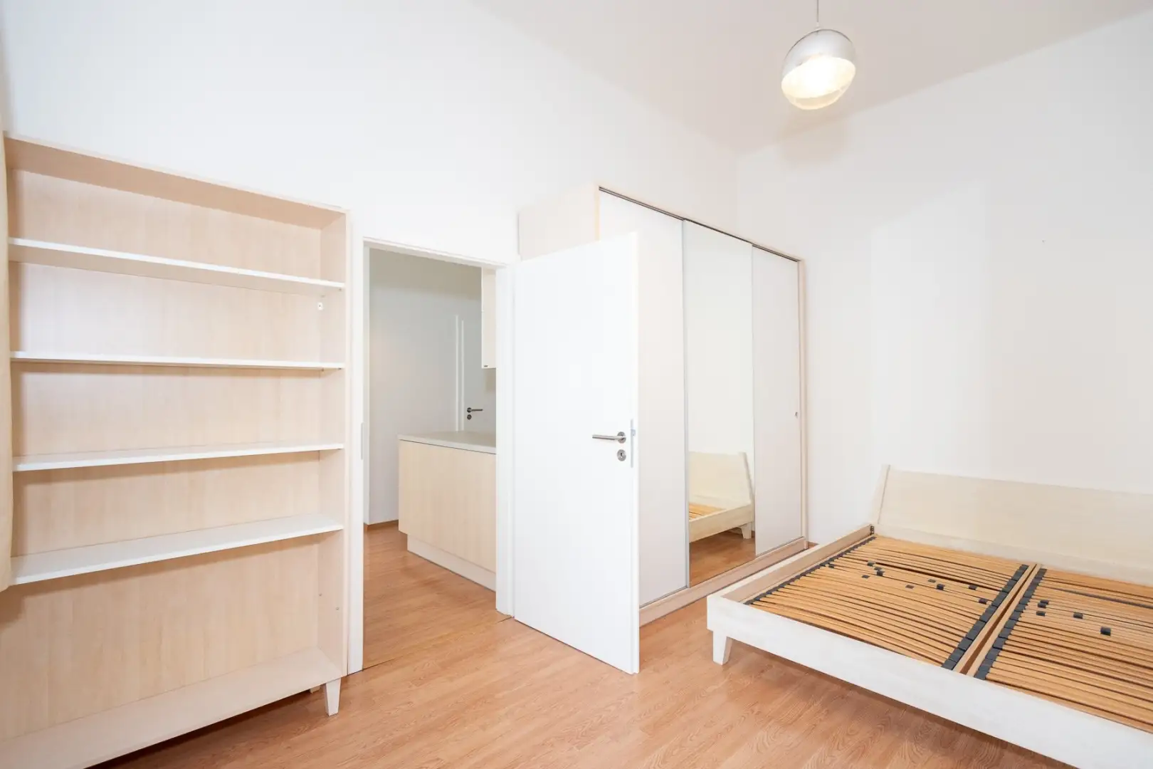 Pronájem bytu 2+kk, ulice U Kněžské louky