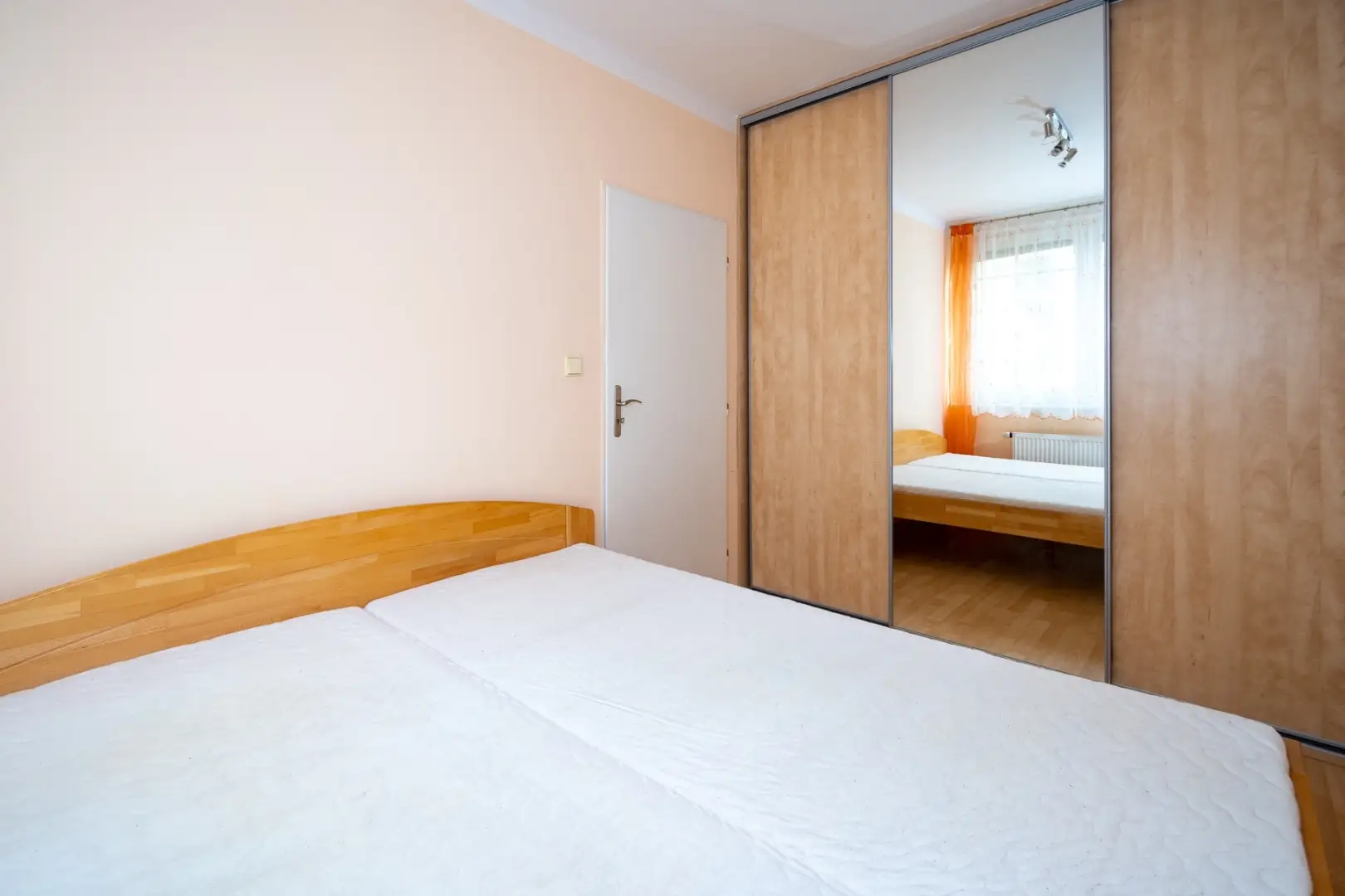 Pronájem bytu 2+kk/P/S, 46,7m2, ulice Hnězdenská, Praha Troja