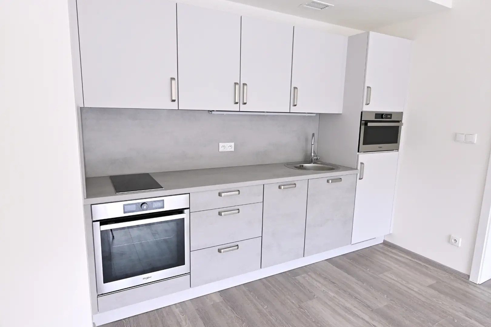 Pronájem bytu 3+kk/L/G o výměře 60 m² v lokalitě Praha - Košíře
