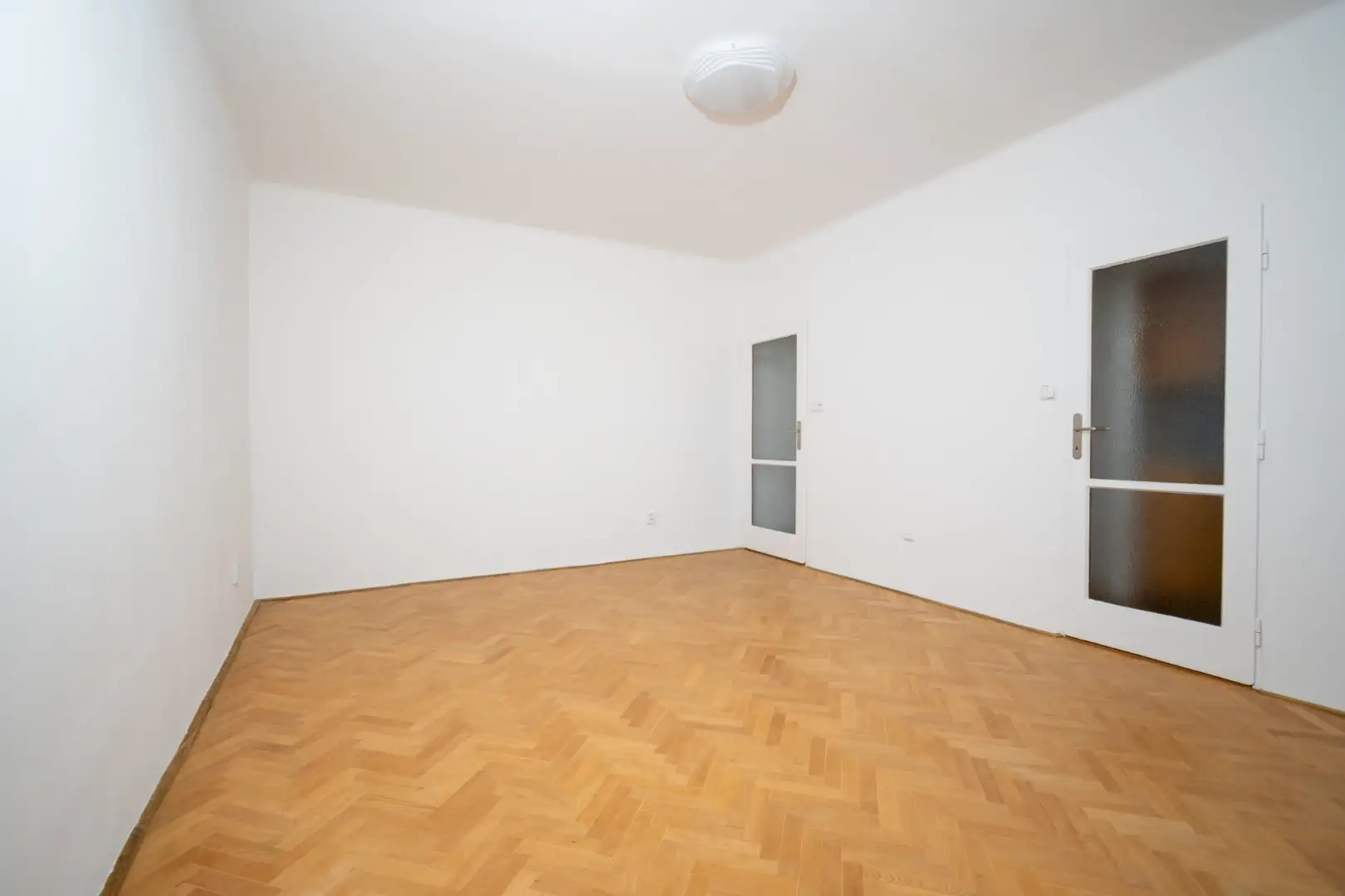 Pronájem bytu 2+1, 56m2, Praha - Vršovice