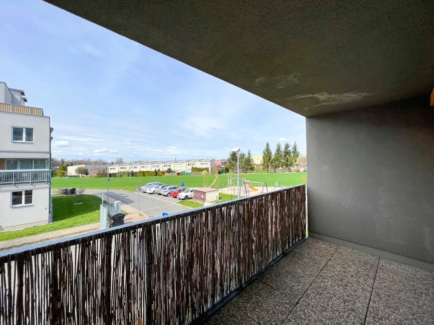 Podnájem bytu 2+kk, ulice Saturnova 1332/52, Praha - Uhříněves