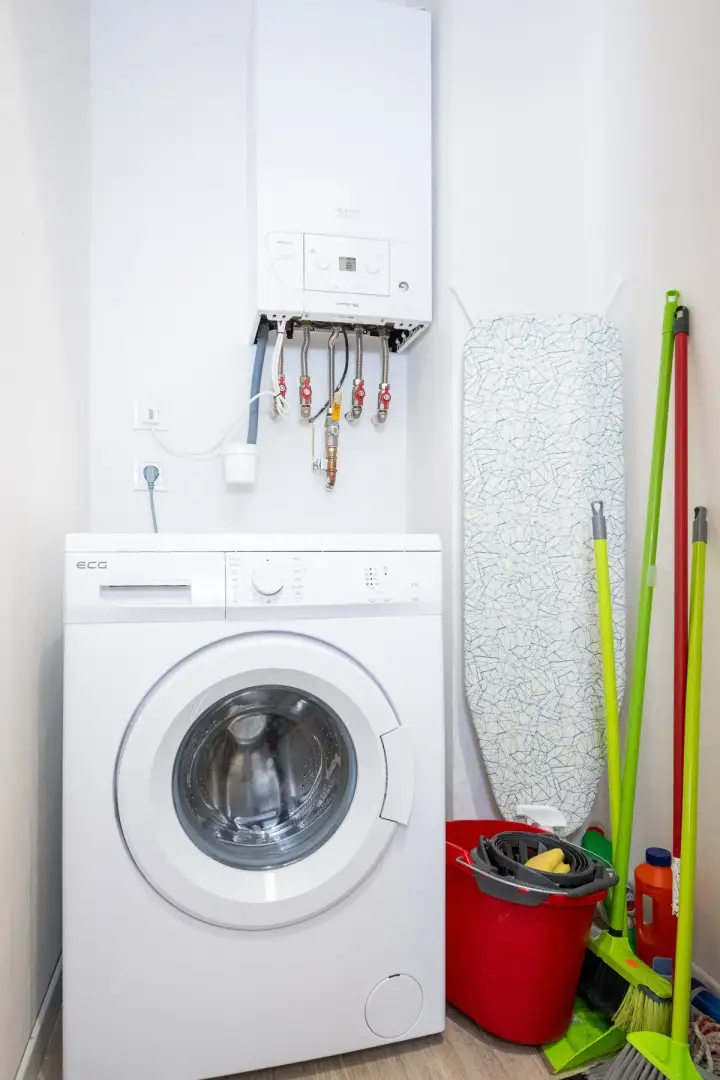 Pronájem bytu 2+kk,  37m² - Praha - Nusle