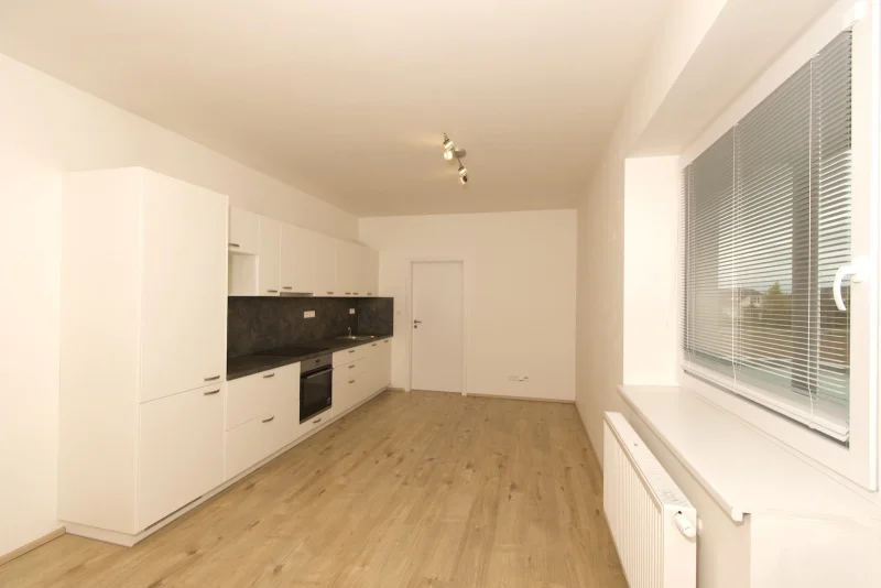 Pronájem bytu 2+kk/B/G/S, 45 m², nezařízený, Rakovník II