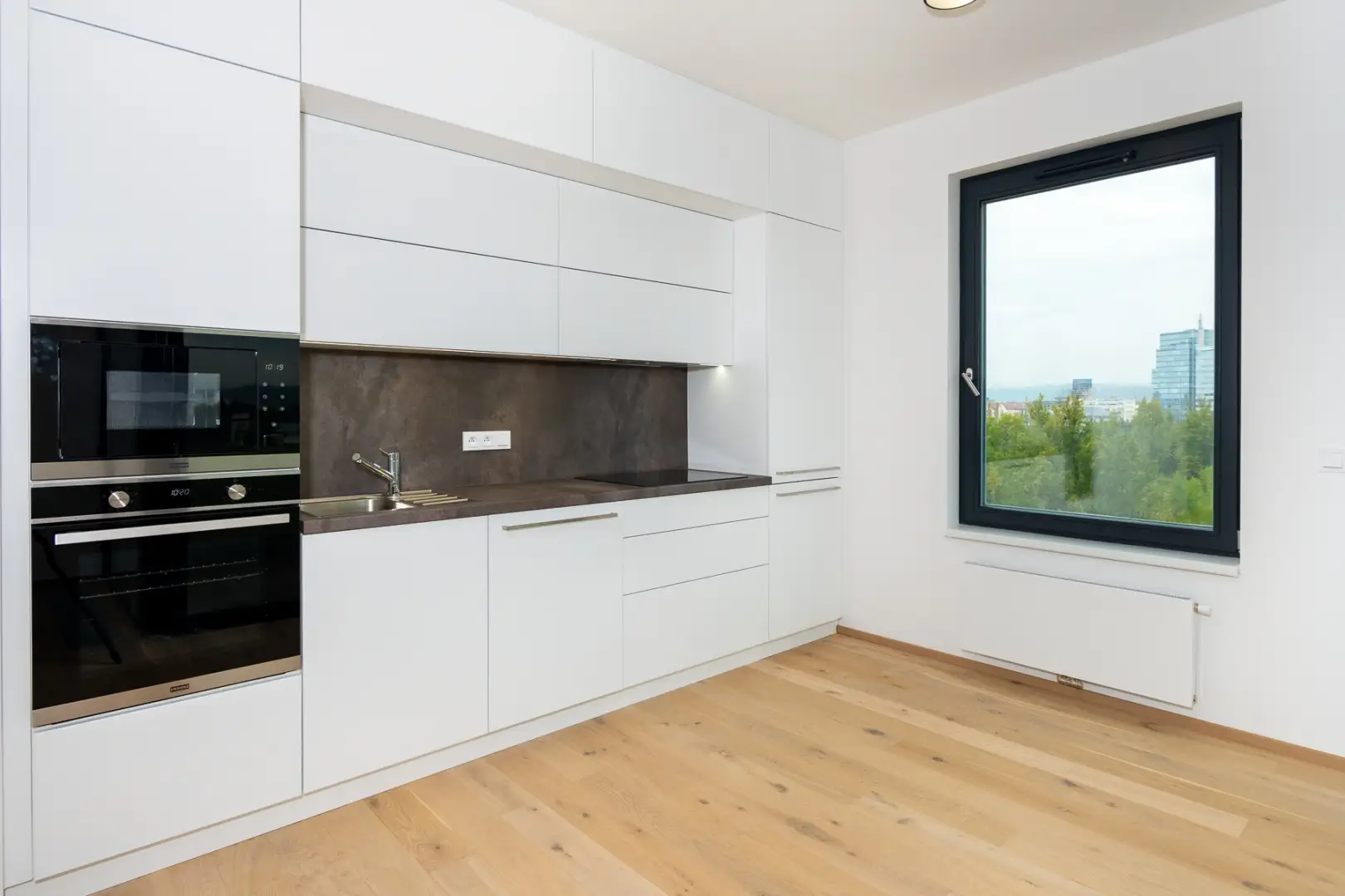 Pronájem byty 2+kk, 59 m² - Praha - Karlín