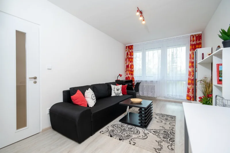 Pronájem bytu 2+kk 39m² - Praha - Hostivař