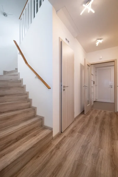 Pronájem rodinného domu se zahradou Praha Březiněves