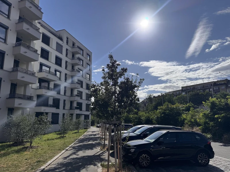Pronájem bytu 2+kk/B, 45 m², nezařízený, Praha 4 - Nusle