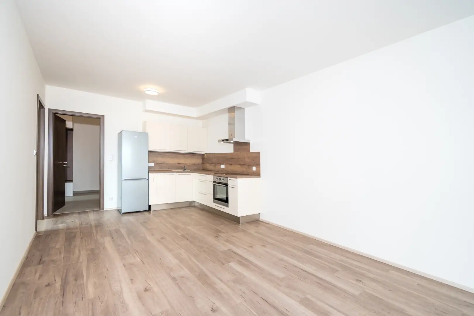 Pronájem bytu 2+kk s garáží, náměstí Olgy Scheinpflugové 1280/1, Praha - Hlubočepy