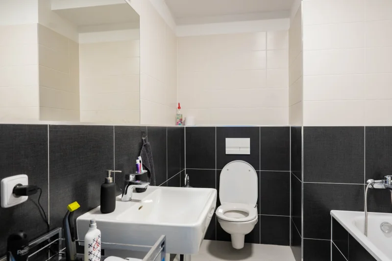 Pronájem bytu 2+kk/B/G o výměře 54m² - Praha - Dolní Měcholupy