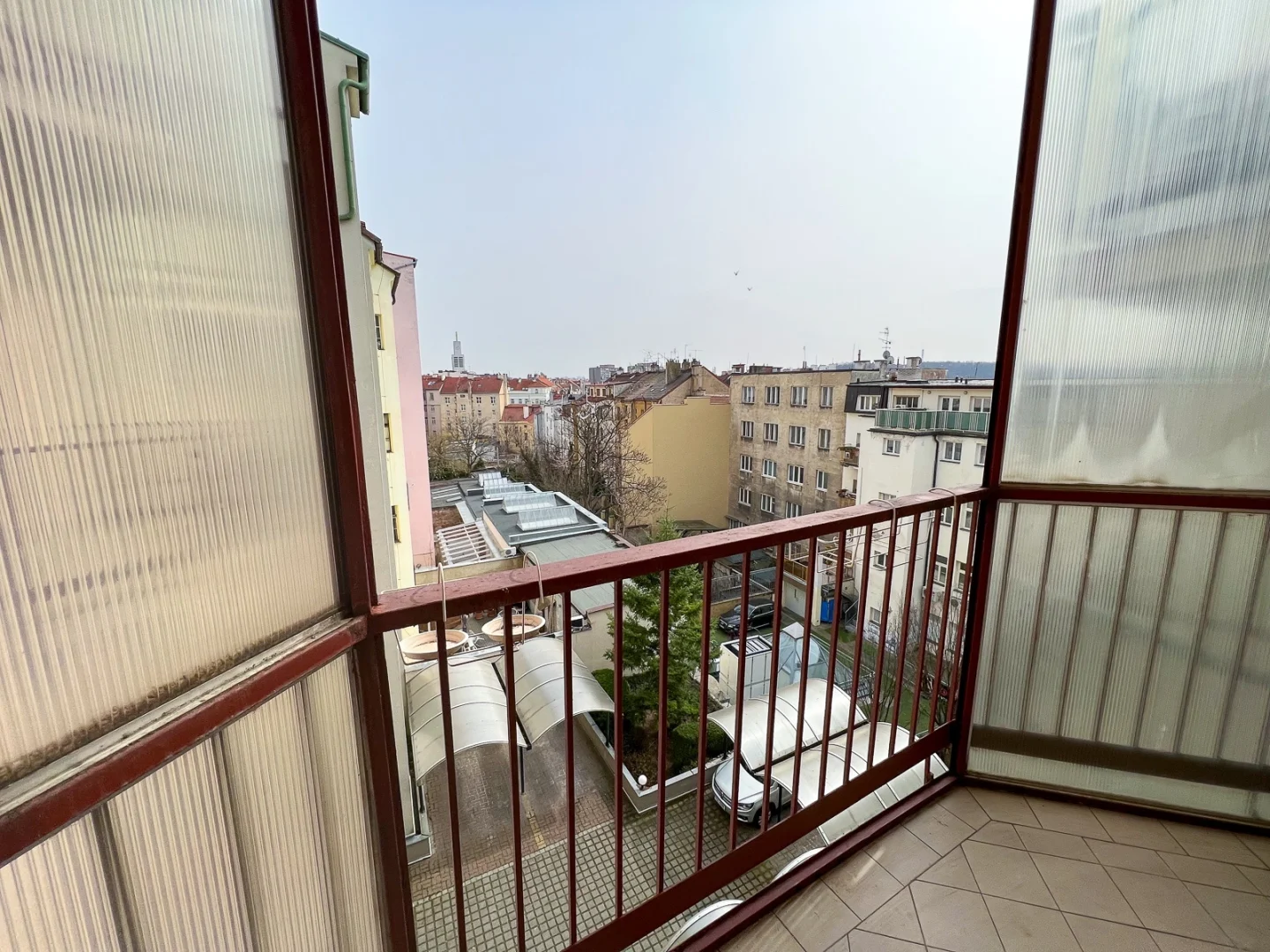 Pronájem bytu 3+kk, 84m², ulice Holandská, Praha - Vršovice