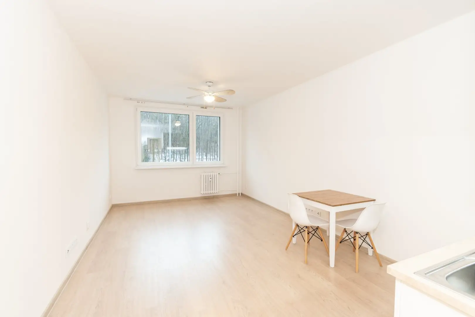 Pronájem bytu 1+kk 29 m², Praha - Hodkovičky