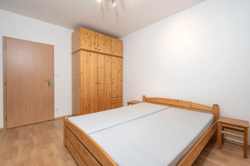 Pronájem bytu 2+kk/B/G/K 56m² - Praha - Hlubočepy