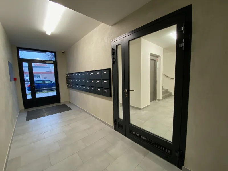 Pronájem bytu 2+kk, 58m2 s balkonem