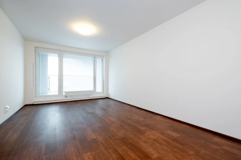 Pronájem bytu 2+kk s balkónem, ulice Poděbradská 1158/49, Praha - Hloubětín