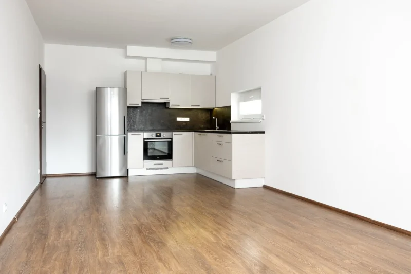 Pronájem bytu 2+kk 56m² - Praha - Střížkov