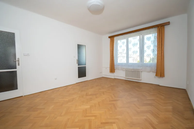 Pronájem bytu 2+1, 56m2, Praha - Vršovice