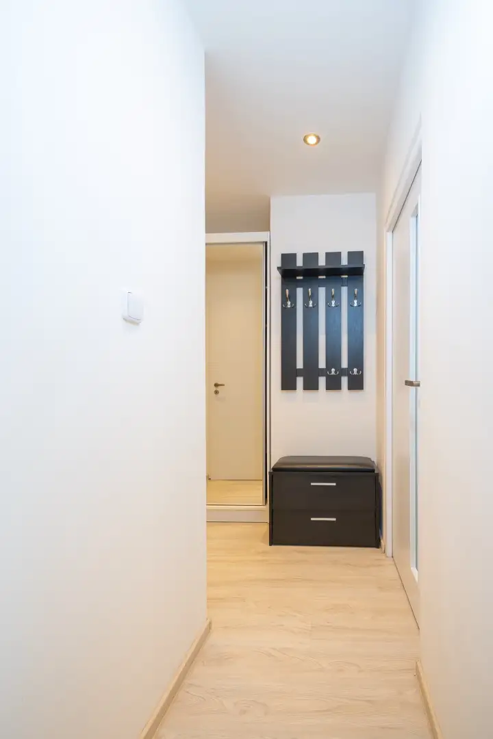 Pronájem bytu 2+kk 39m² - Praha - Hostivař